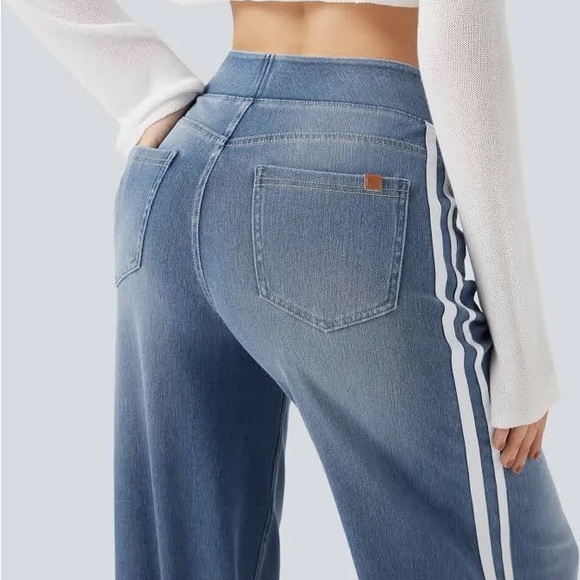 👖 Halara Halara Flex High Waisted Stripe Wide
Leg Jeans with Pockets - Picture 10 of 11